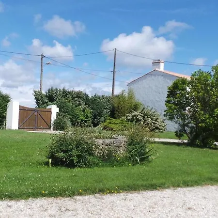 No000-067 Maison Familiale Avec Jardin- 9 Couchages En L'ile Ferienhaus