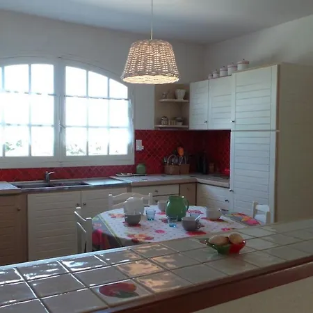 No000-067 Maison Familiale Avec Jardin- 9 Couchages En L'ile Noirmoutier-en-l'Île